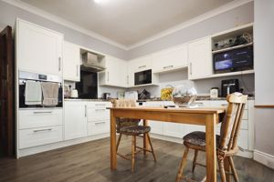 Photo 16- click for photo gallery